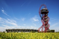ArcelorMittal Orbit & Bottle of Prosecco for 2