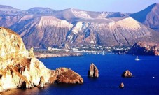 Lipari and Vulcano mini-cruise from Taormina