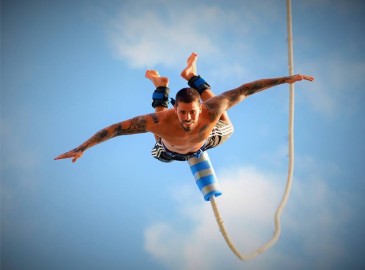 Bunjee Jumping: An Exciting Adventure
