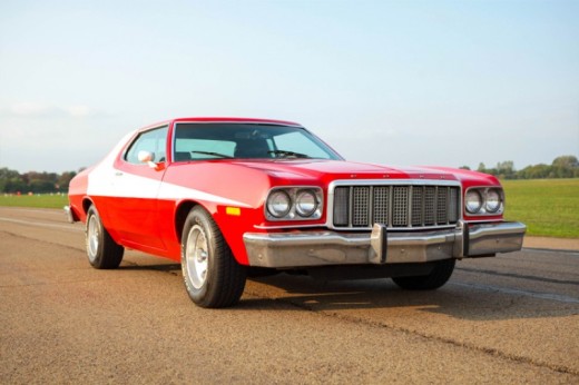 Drive 3 Miles in a Classic American Muscle Car including Hot Ride