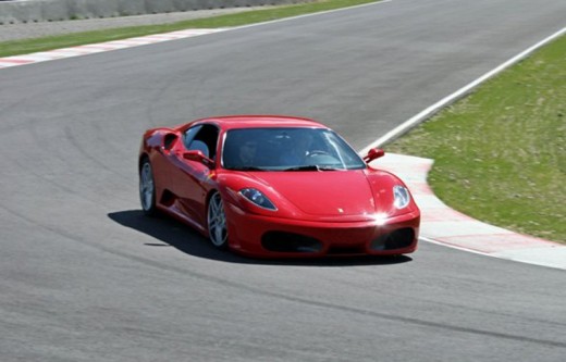 Driving a Ferrari 430 F1 Jarama, Madrid - 1 lap