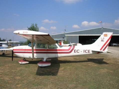 60 Minute Flying Lesson in Hull