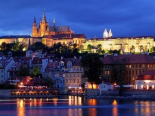 Prague 3-hour Beer Walking Tour with Dinner