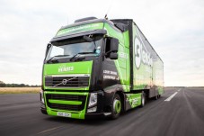 Truck vs Supercar Experience Including Hot Ride