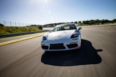 Conduire une Porsche Cayman 718 S – 4 tours + 1 tour en copilote
