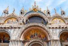 Full-day private walking tour of Venice with Rialto market