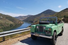 Douro and Port Wine Tour TT in 1964 Land Rover for Two