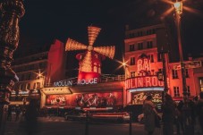 Moulin Rouge Paris - with Vegan Dinner