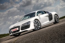 Drive a Audi R8, Aston Martin and Ferrari