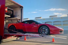 Drive a Ferrari F458 Italia on circuit - 1 or 2 laps