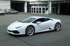 Lamborghini Driving in Belgium (8 laps)