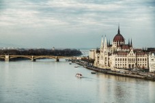 Budapest Bike Tour with Goulash Meal