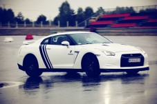 nissan gtr