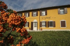 Discover Ferrari & Pavarotti Land