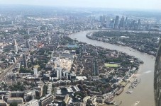 London Sightseeing Flight for Two with Champagne