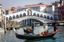 Venice Gondola Tour