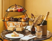 National Gallery Guided Tour and Afternoon Tea for Two