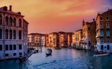 Venice Gondola Tour
