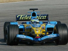 Drive a Formula 1 car x 2 drivers - European Weekend voucher