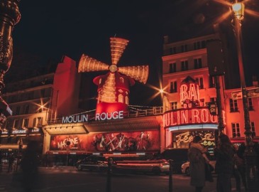 Moulin Rouge Paris Tickets