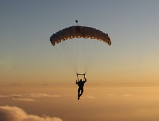 UK Parachuting